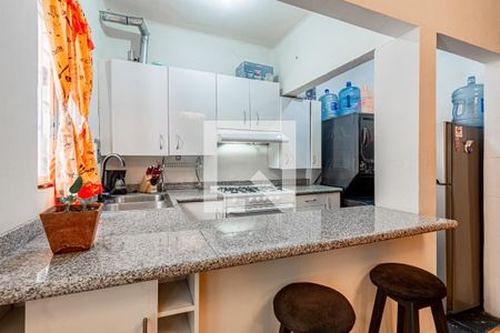 Cocina de apartamento para alugar com 2 quartos, 78m² em Hipódromo, Ciudad de México