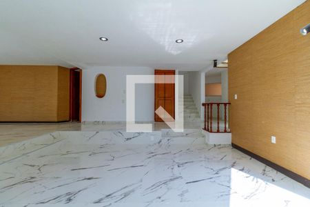 Sala - Comedor de casa de condomínio para alugar com 3 quartos, 400m² em Villa de Las Palmas, Naucalpan de Juárez