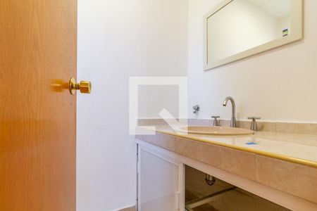 Medio baño  de casa para alugar com 3 quartos, 500m² em Los Cajones, Ciudad López Mateos