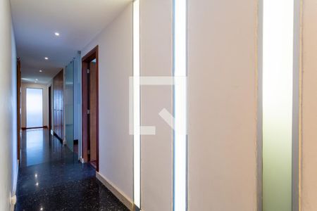 Pasillo  de apartamento para alugar com 5 quartos, 349m² em Polanco V Sección, Ciudad de México